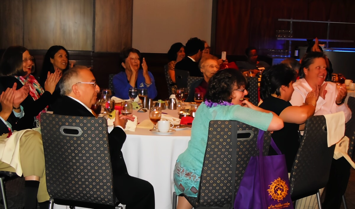 Expert insights on crafting the perfect mystery at the Murder Mystery Writer’s Conference!