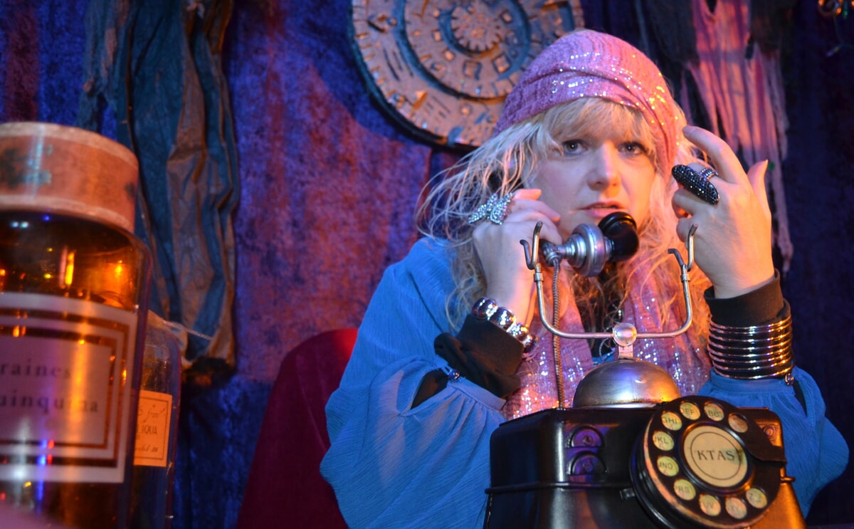 Gather your friends, play your role, and solve the ultimate whodunit