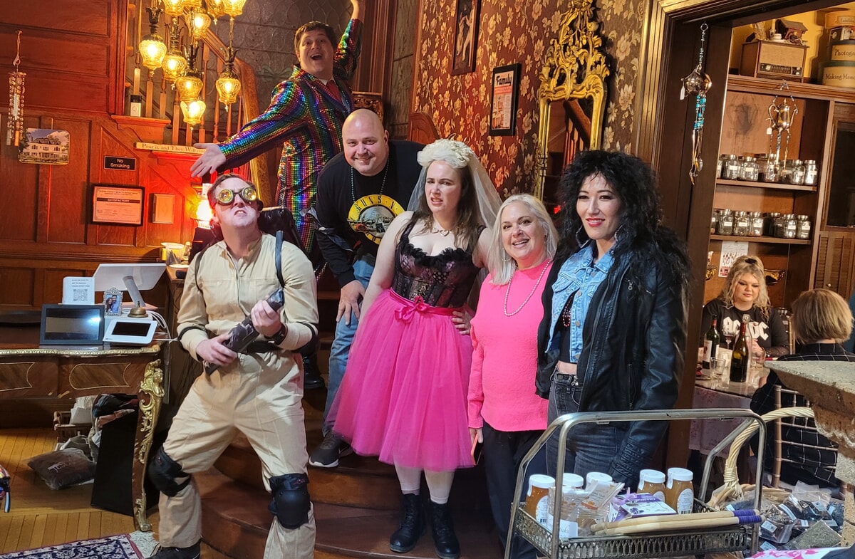 Murder Mystery 80's style