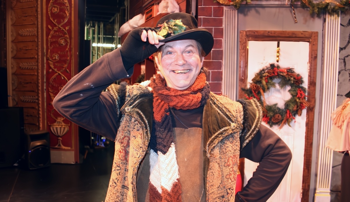 Ron Long in Christmas SHow