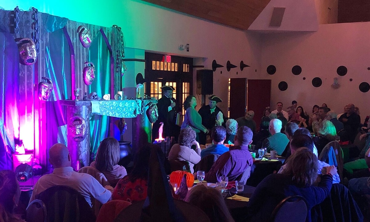 Turn your Halloween party into a wickedly fun spectacle with an evil witch’s spellbinding show!